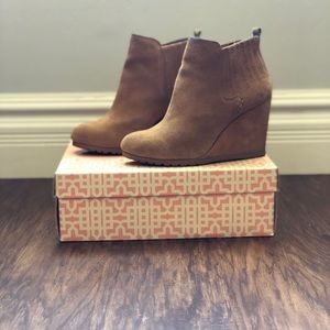 ⚠️Limited Time⚠️Gianni Bini Per-Suede